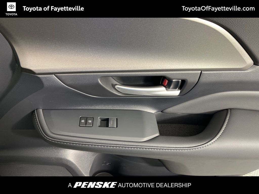 Thumbnail: 2026 Toyota Grand Highlander - 11