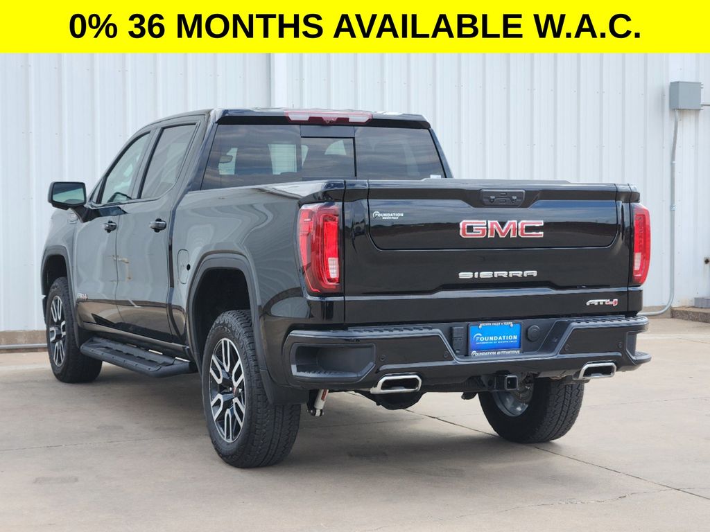 2024 GMC Sierra 1500 AT4 3