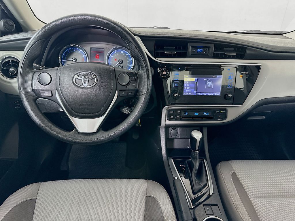 Thumbnail: 2017 Toyota Corolla - 20