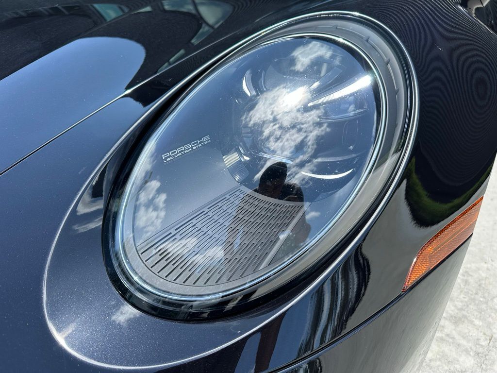 Thumbnail: 2023 Porsche 911 - 14
