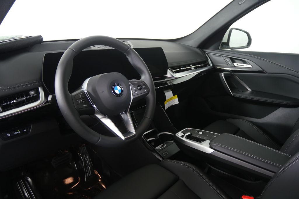 Thumbnail: 2026 BMW X1 - 12