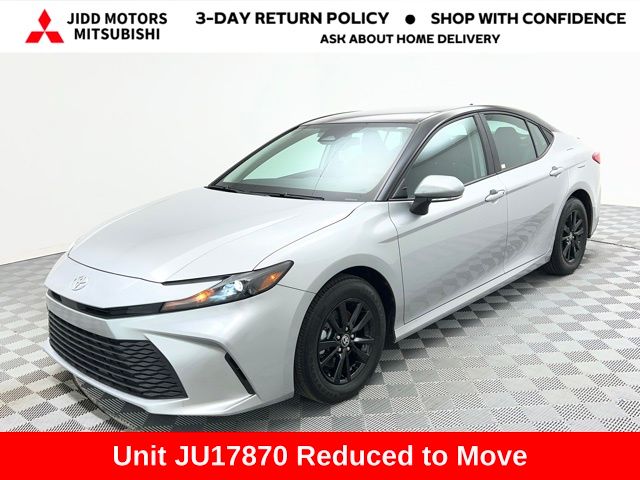2025 Toyota Camry LE FWD