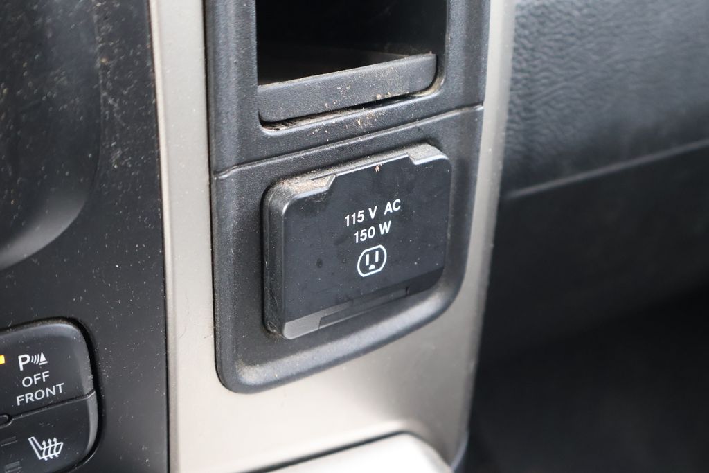 2015 RAM 1500 Outdoorsman 27