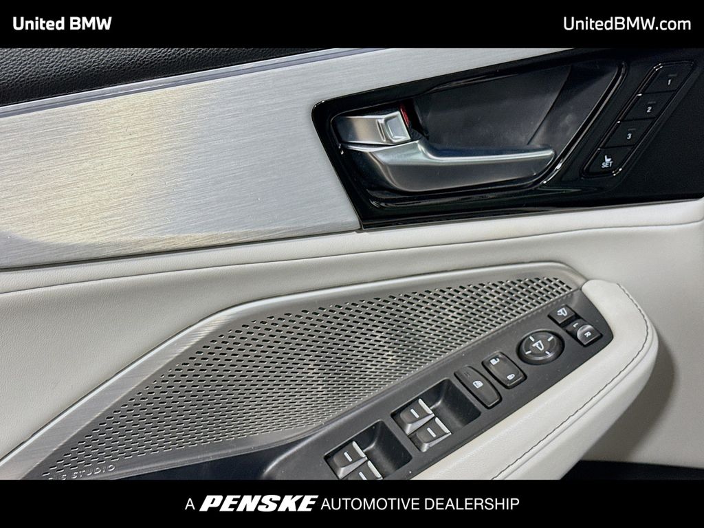 Thumbnail: 2023 Acura MDX - 3