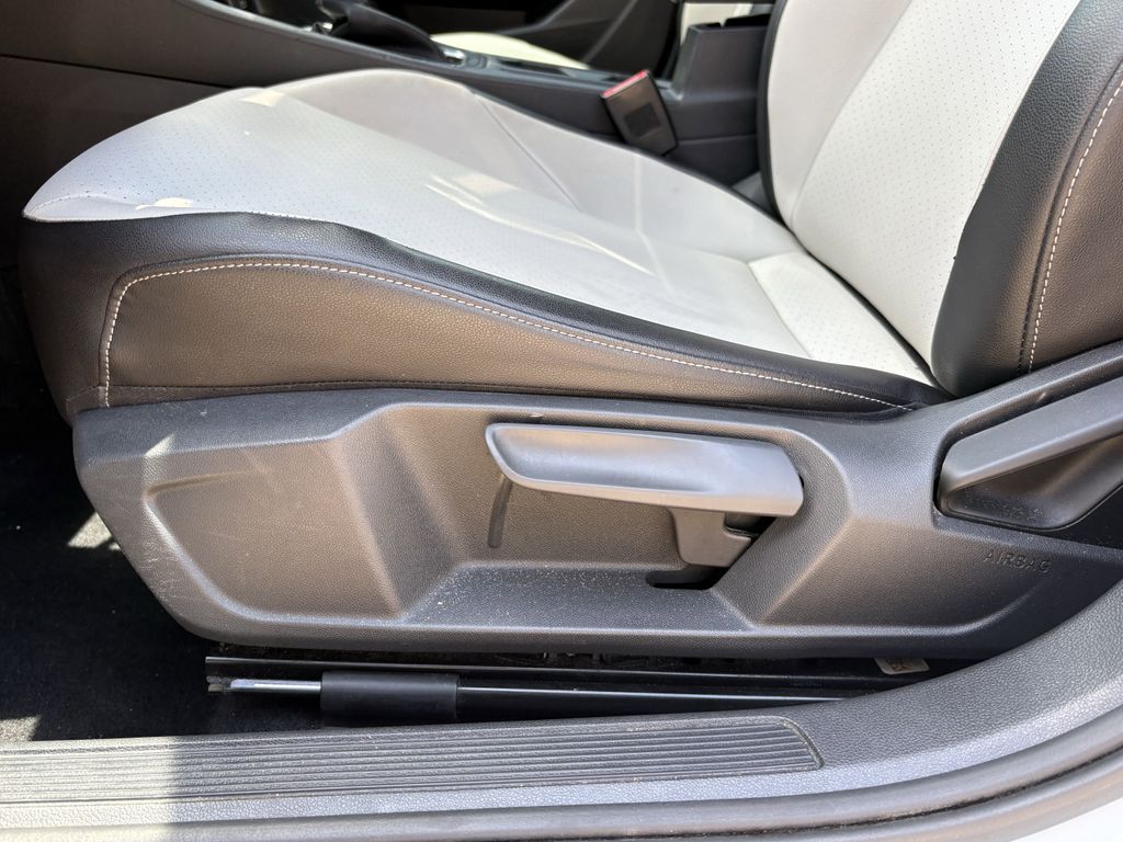 2019 Volkswagen Jetta R-Line White at DeMontrond Auto Country