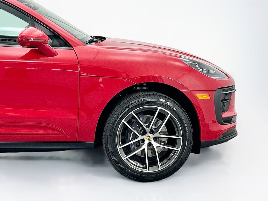 Thumbnail: 2026 Porsche Macan - 11