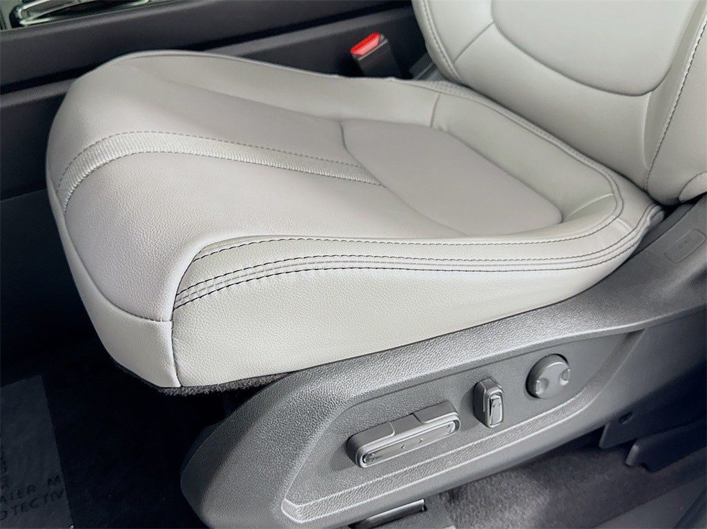 Used Car 2025 Honda Pilot  Ex-l For Sale Under $50,000 In Austin, Texas