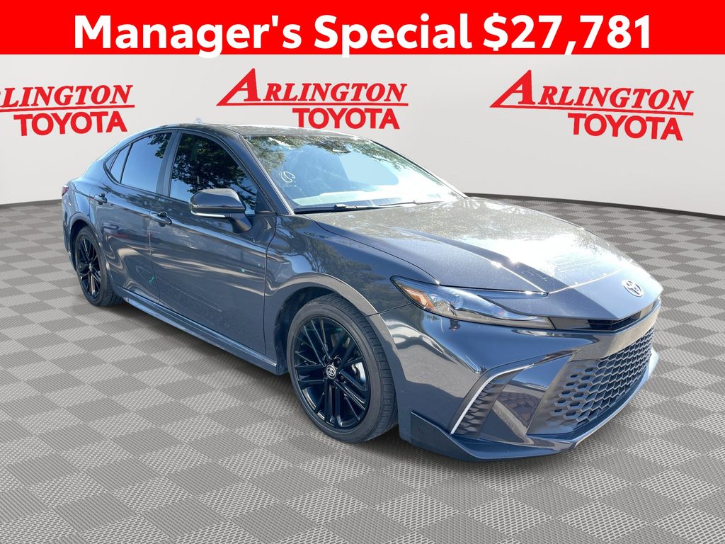 2025 Toyota Camry SE