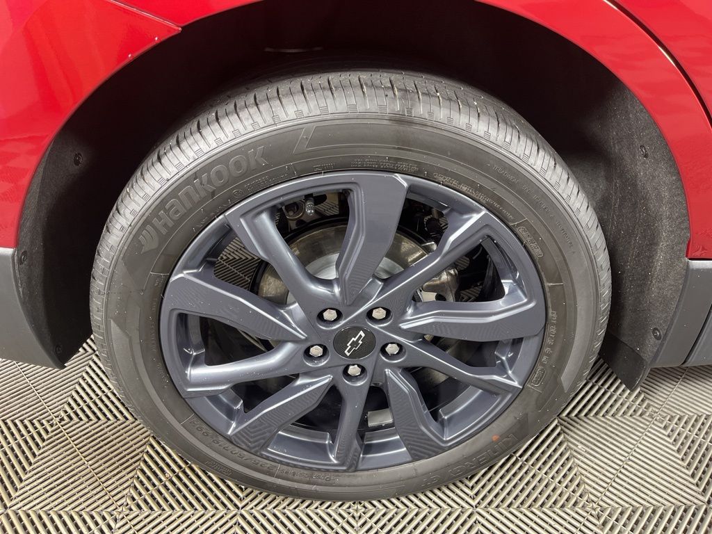 Thumbnail: 2023 Chevrolet Equinox - 15