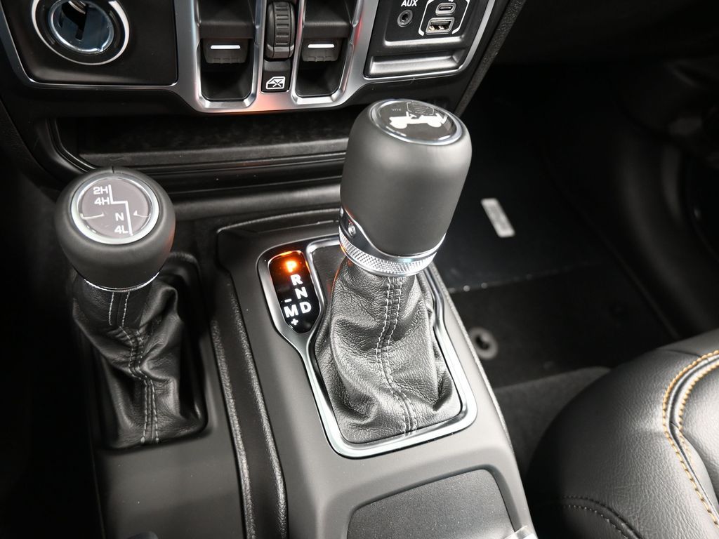 New 2026 Black Clearcoat Jeep Sahara image 20