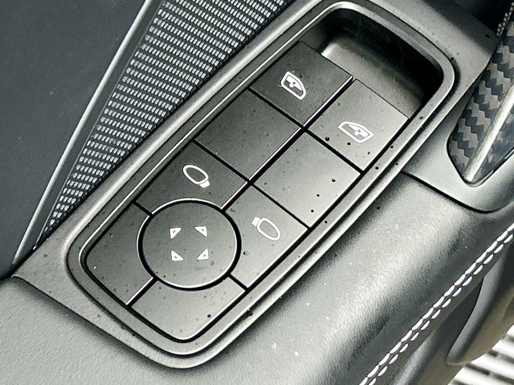 Thumbnail: 2026 Porsche 911 - 24