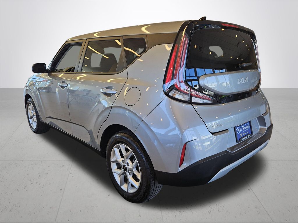 2025 Kia Soul LX