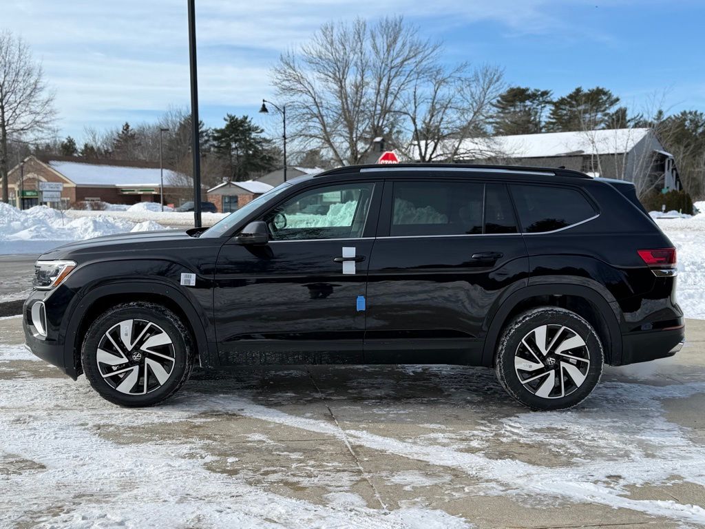 New 2026 Black Volkswagen 2.0T SE w/Technology image 15