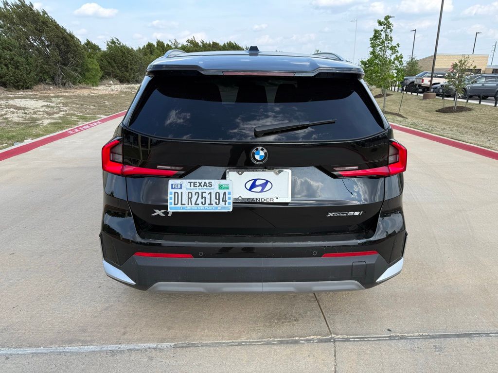 Thumbnail: 2023 BMW X1 - 6