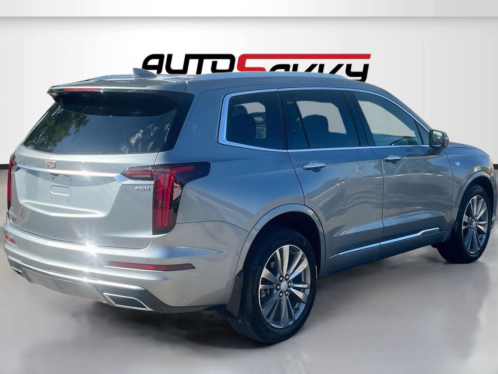 Used 2025 Silver Cadillac Premium Luxury image 7