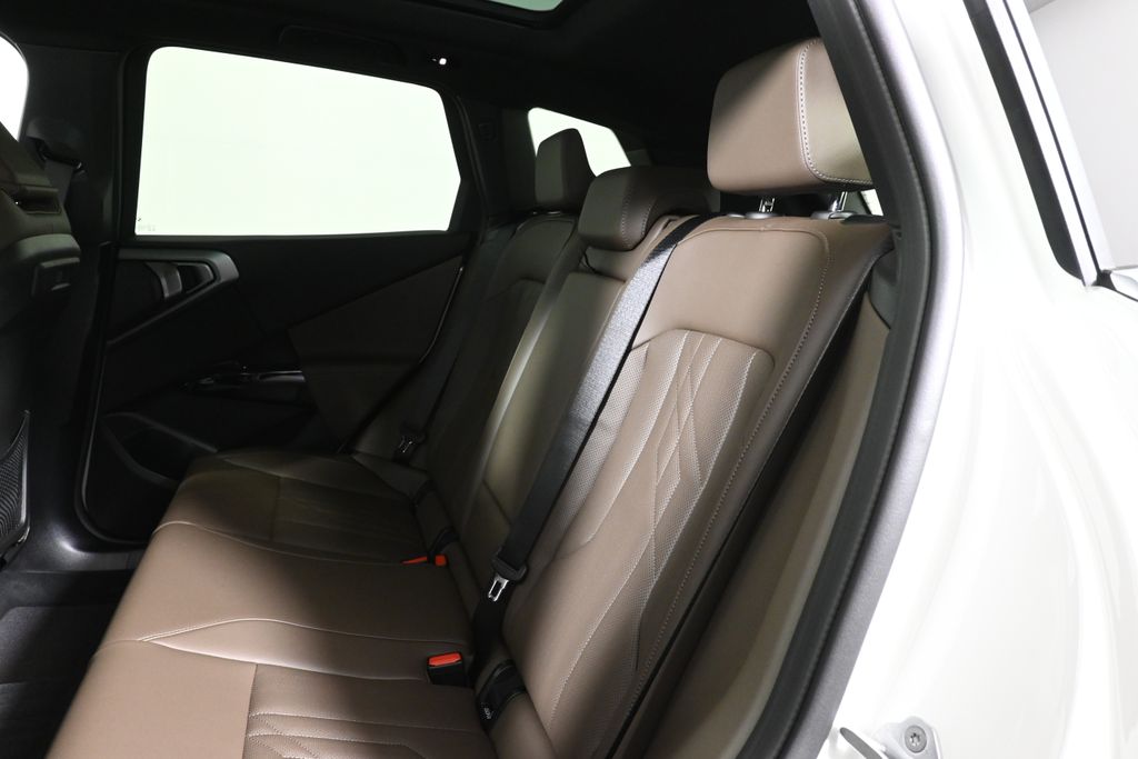 Thumbnail: 2026 BMW X3 - 4