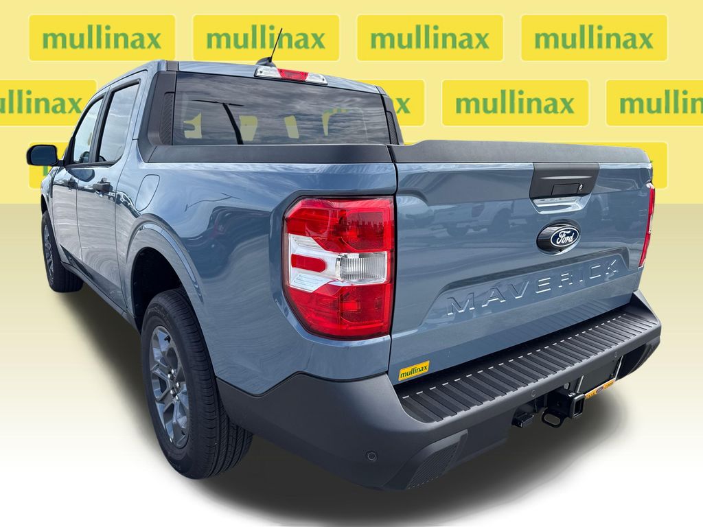 New 2026 Gray Ford XLT image 4