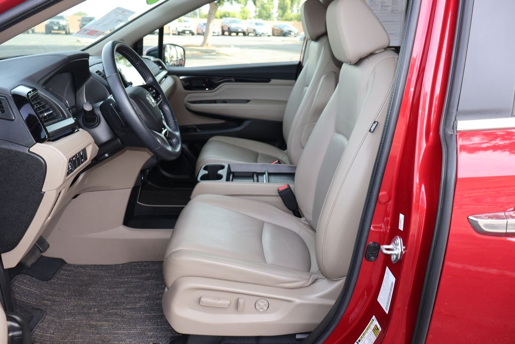 2022 Honda Odyssey Touring 26