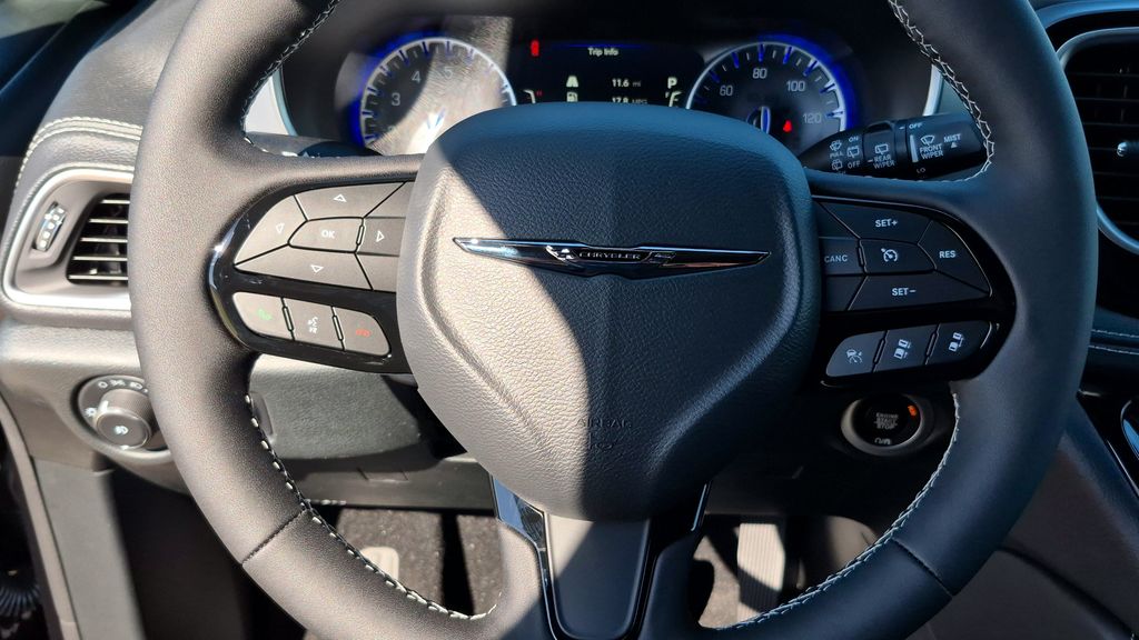 2026 Chrysler Pacifica