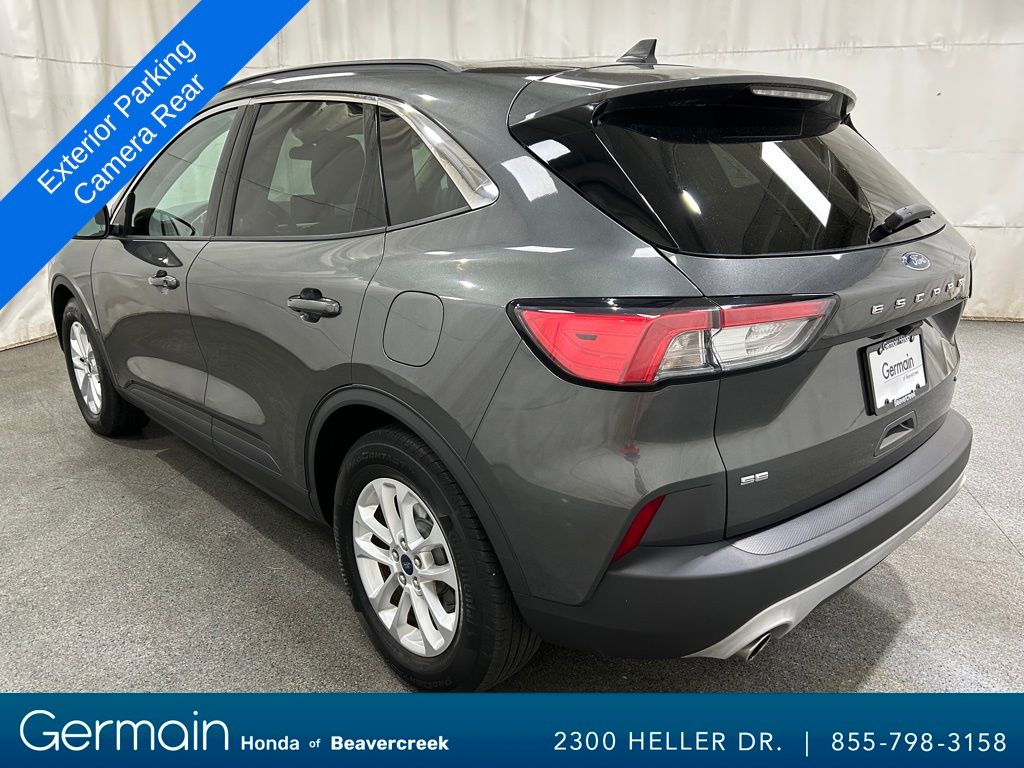 2020 Ford Escape SE photo 4