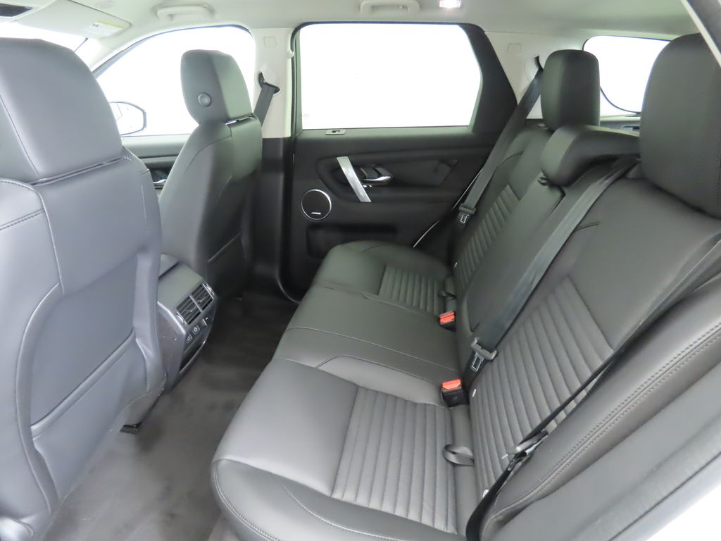 Thumbnail: 2025 Land Rover Discovery Sport - 22