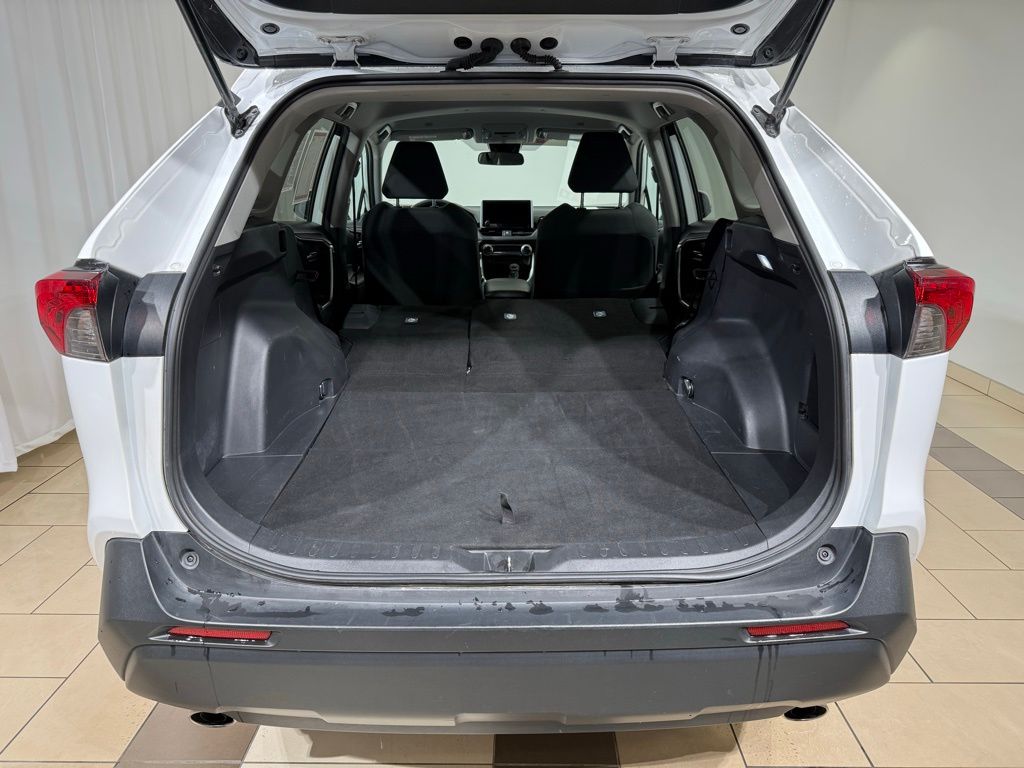 Thumbnail: 2024 Toyota RAV4 - 11