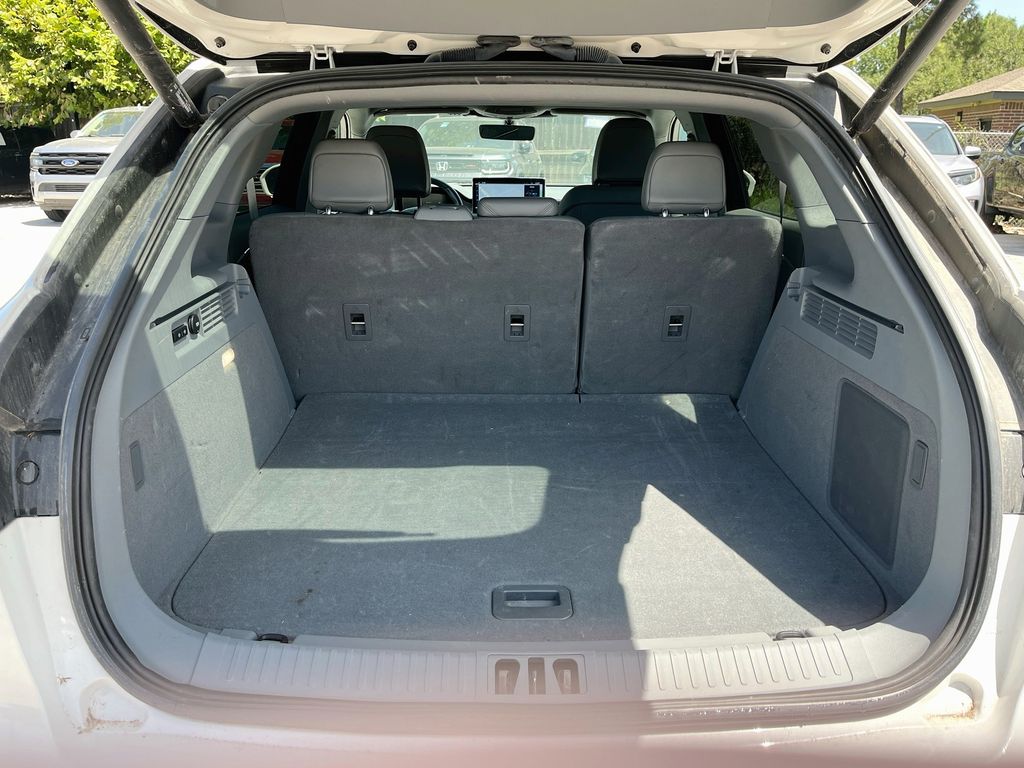2022 Lincoln Nautilus Reserve White at Legacy Ford