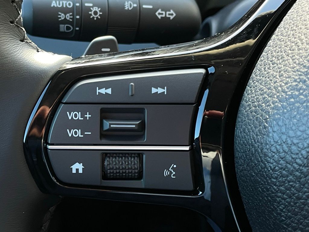 Thumbnail: 2025 Honda Pilot - 15