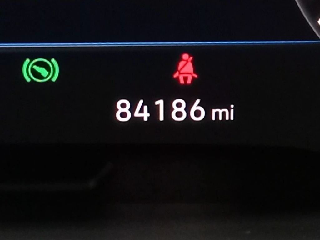 2019 Volkswagen Golf R 2.0T w/DCC & Navigation