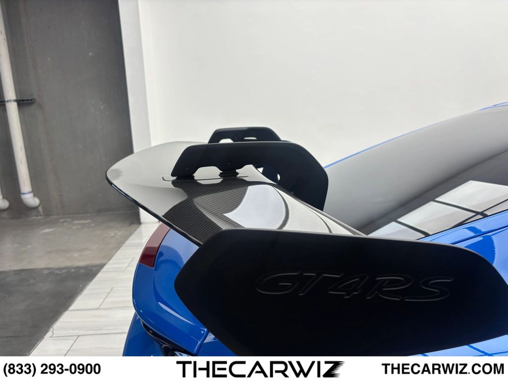 2023 Porsche 718 Cayman