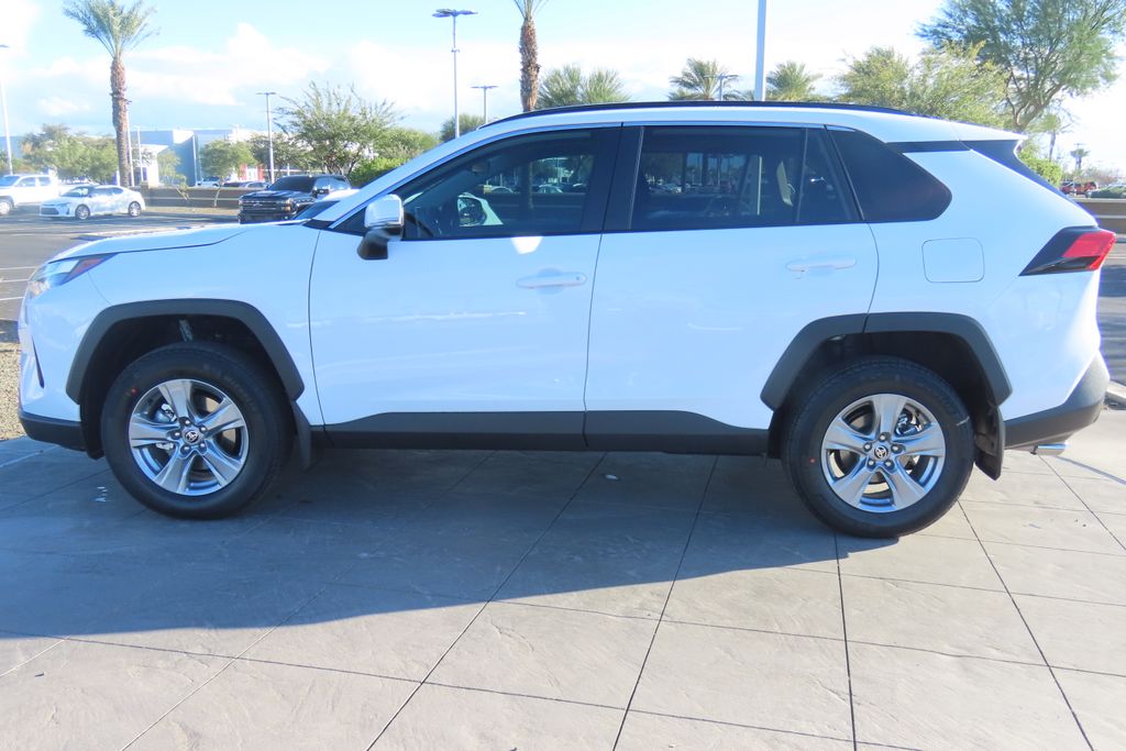 Thumbnail: 2025 Toyota RAV4 - 8