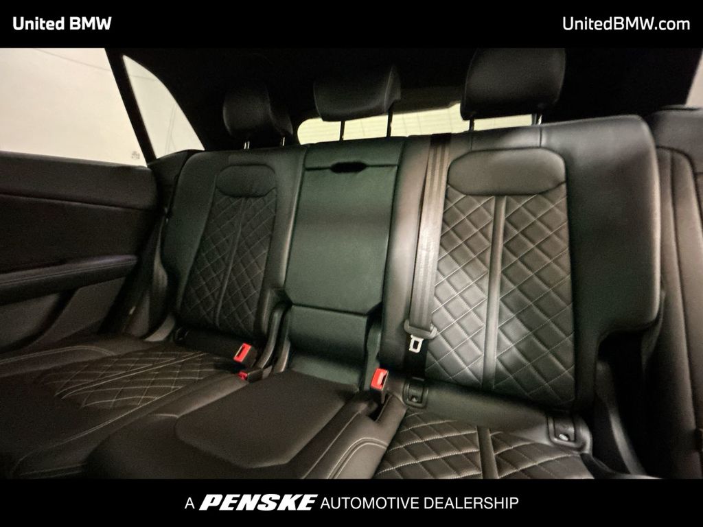 Thumbnail: 2022 Audi SQ8 - 21