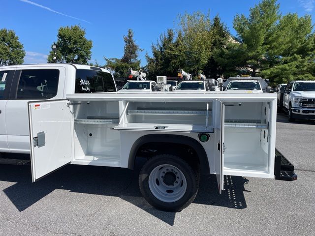 2025 Ford F-450 Chassis XL