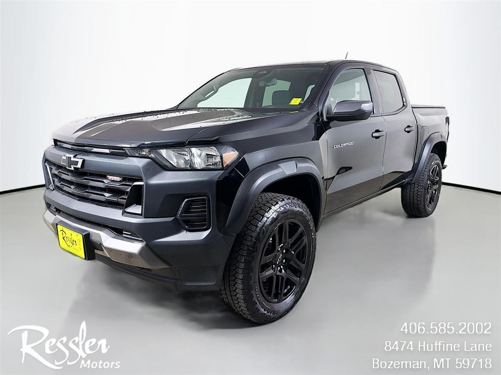 2025 Chevrolet Colorado Trail Boss Crew Cab 4WD