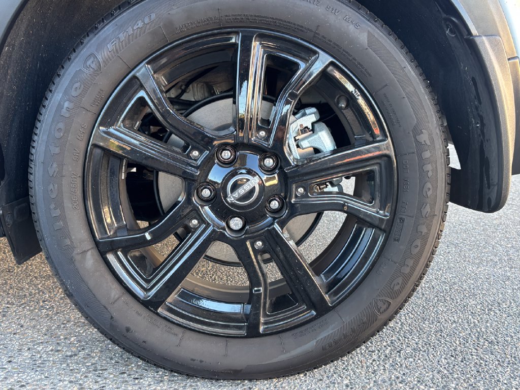Thumbnail: 2023 Nissan Kicks - 31
