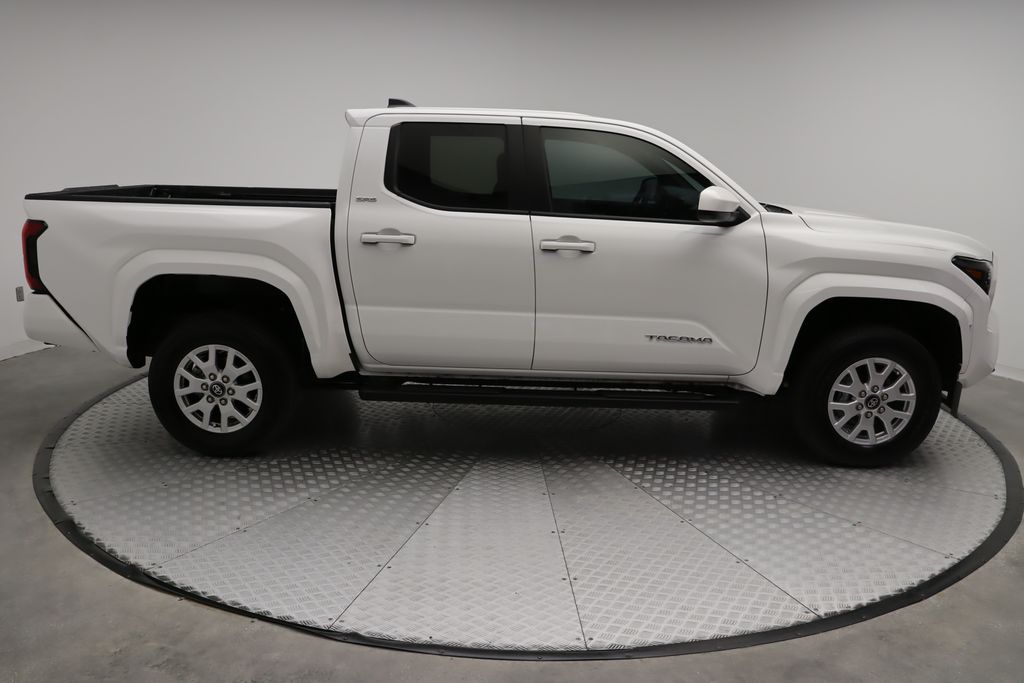 Thumbnail: 2024 Toyota Tacoma - 7