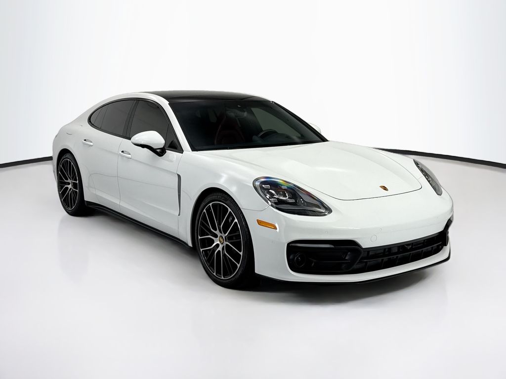 Thumbnail: 2023 Porsche Panamera - 9
