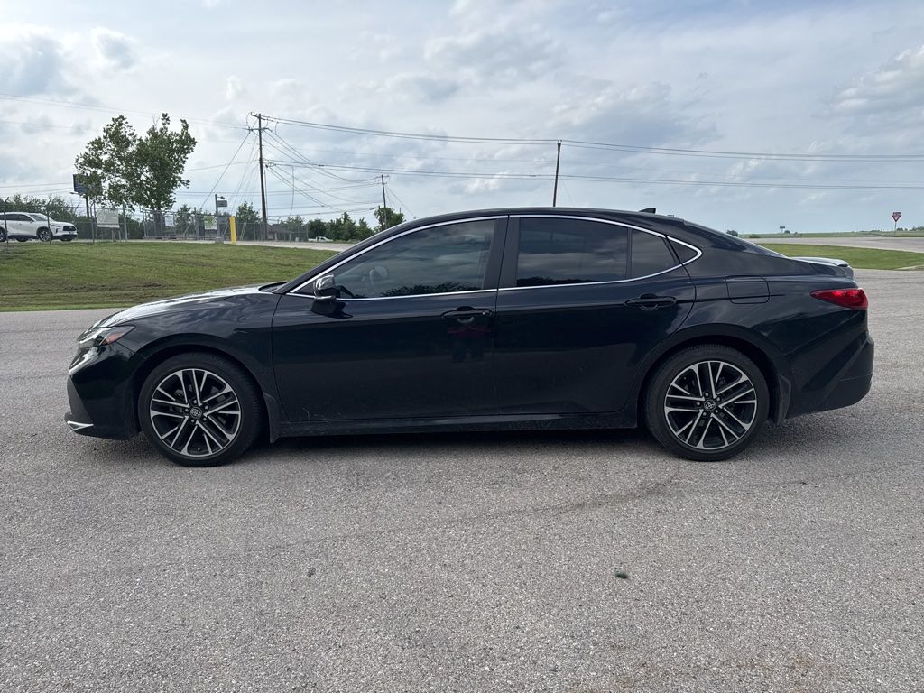 Used Car 2025 Toyota Camry  Xle For Sale Under $35,000 In Taylor, Texas
