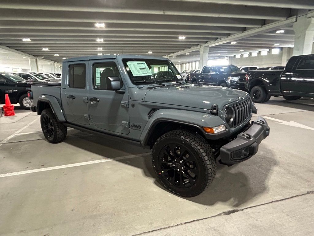 Used 2024 Jeep Gladiator Nighthawk with VIN 1C6HJTAG5RL128623 for sale in Miami, FL