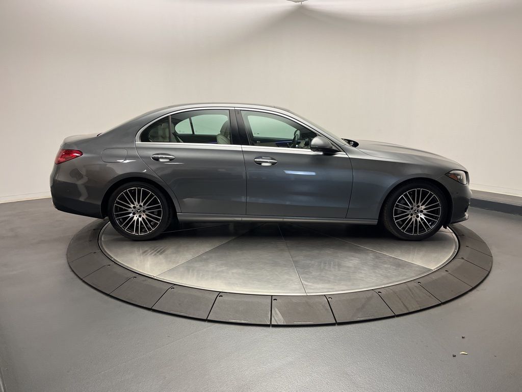 Thumbnail: 2022 Mercedes-Benz C-Class - 8