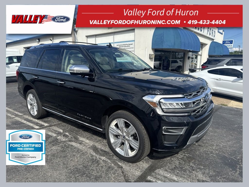 Black Metallic 2023 Ford Expedition SUV / Crossover Four-Wheel Drive Automatic
