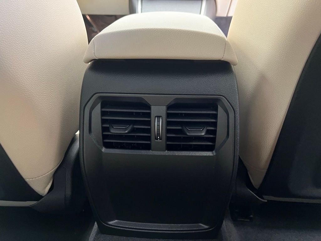 Thumbnail: 2026 BMW 4 Series - 14