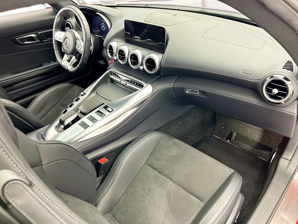 Thumbnail: 2020 Mercedes-Benz AMG GT - 16