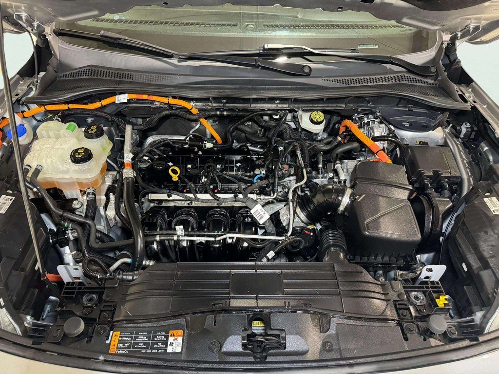 Used 2021 Iconic Silver Metallic Ford Titanium image 28