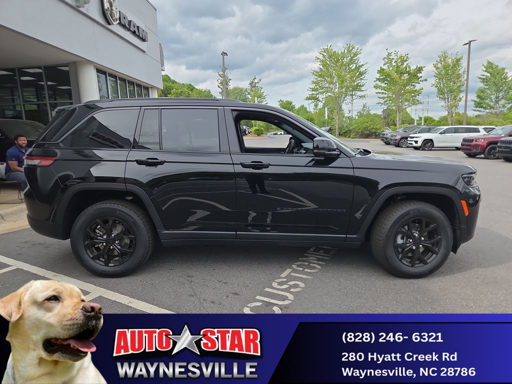 new 2026 Jeep Grand Cherokee car, priced at $44,949