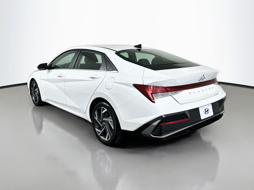 Thumbnail: 2025 Hyundai Elantra - 7