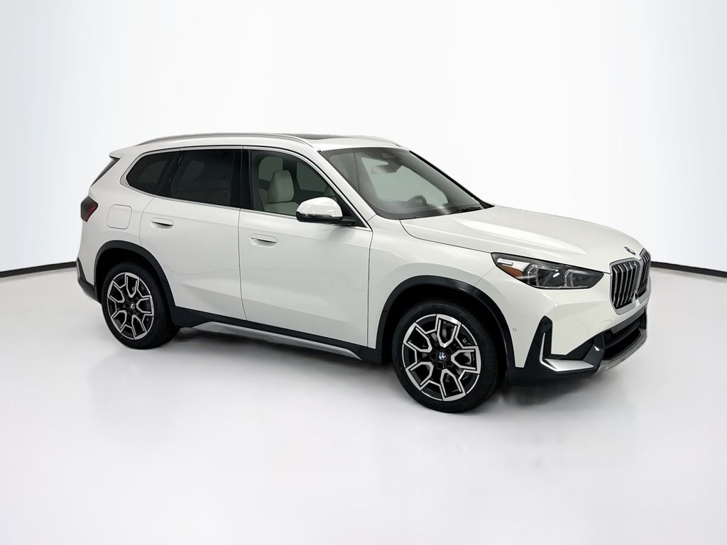 Thumbnail: 2026 BMW X1 - 3