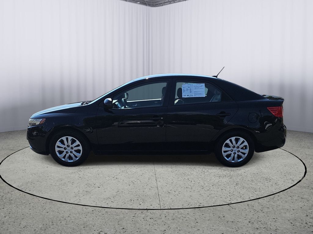 Used 2013 Black Kia EX image 6