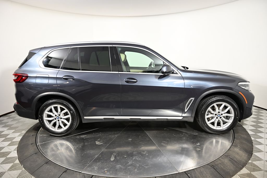 2022 BMW X5 xDrive40i 6