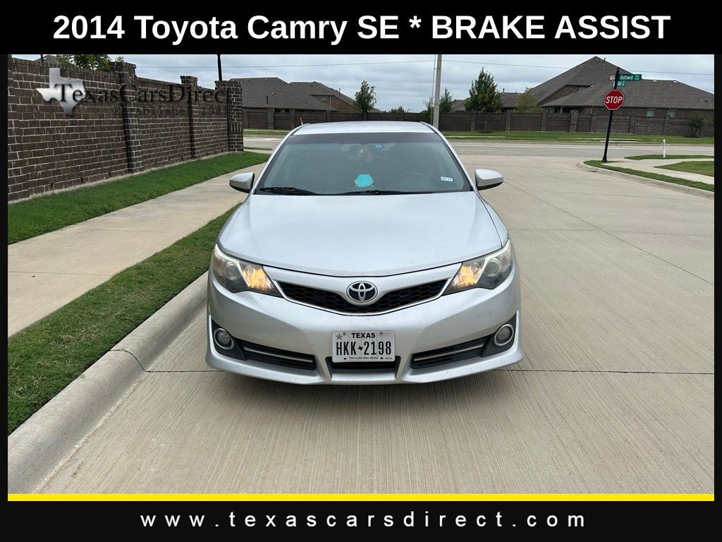 2014 Toyota Camry SE 5